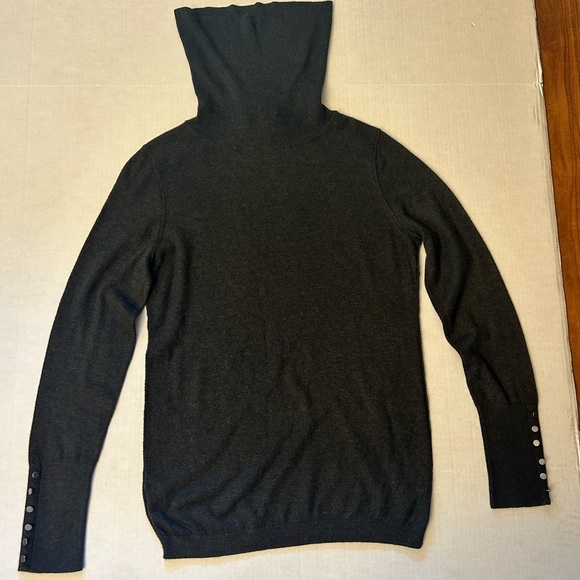 LOFT Ann Taylor Charcoal Gray Cowl Neck Sweater Cozy Elegance pull over Sz-M. D2 - Picture 5 of 11